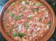 Una foto de picadillo de culantro