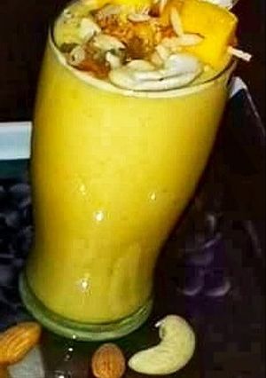 A picture of Mango shake.