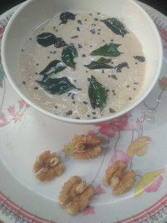 வால்நட் சட்னி (Walnut CHutney in Tamil) செய்முறை முக்கிய புகைப்படம்