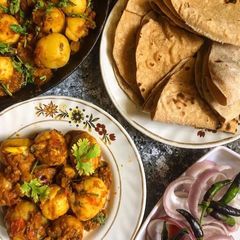A picture of Dum Aloo.