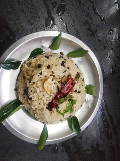 கருப்பு உளுந்து சாதம் செய்முறை முக்கிய புகைப்படம்