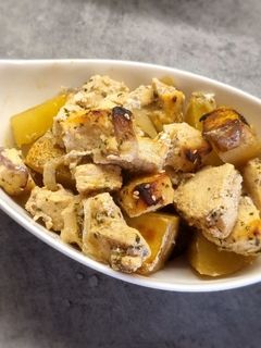 Sütőben sült csirke rozmaringos krumplival, a fitt menüm recept fotója
