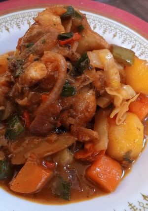 A picture of Catfish soup.