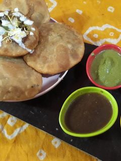 स्विट कॉर्न कचोरी (sweet corn kachori recipe in marathi) रेसिपी चे मुख्य फोटो