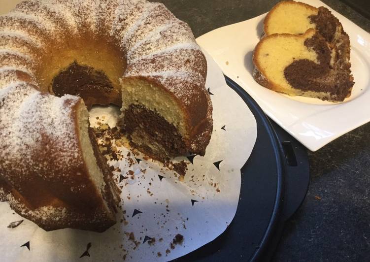 Marmor Gugelhupf/ Bolu tradisional Austria