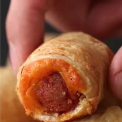 A picture of Pigs In a blanket.