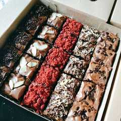 รูปของ Brownies chewy shiny vietta ranie