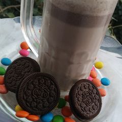 A picture of Instant Oreo Shake.