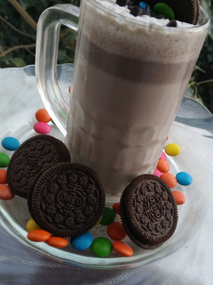 A picture of Instant Oreo Shake.