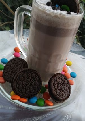 A picture of Instant Oreo Shake.
