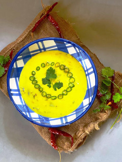 A picture of Yoghurt Soup.