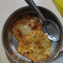 A picture of Malai puri.