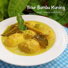 รูปของ Telur Bumbu Kuning