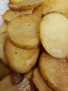 A picture of Paprika Rose Potatoes.