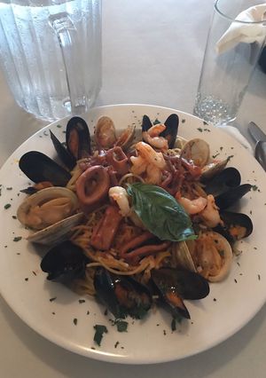 Una foto de Espaguetis con mariscos