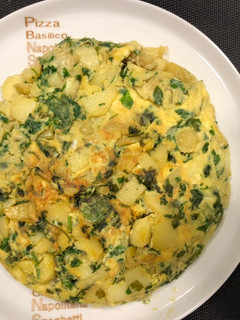 Una foto de “Tortilla de patata i perejil”