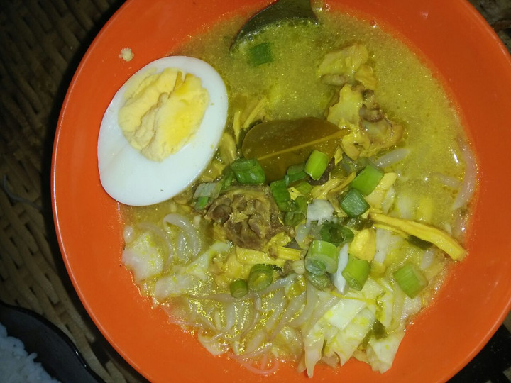 Wajib coba! Bagaimana cara bikin Soto ayam kuah kuning  sedap