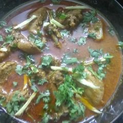 A picture of Chicken deghi qorma.