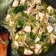รูปของ Salty squid in green chili