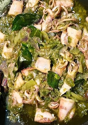 Foto resep Salty squid in green chili