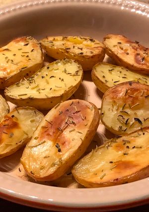 Une photo de Pommes de terre au four