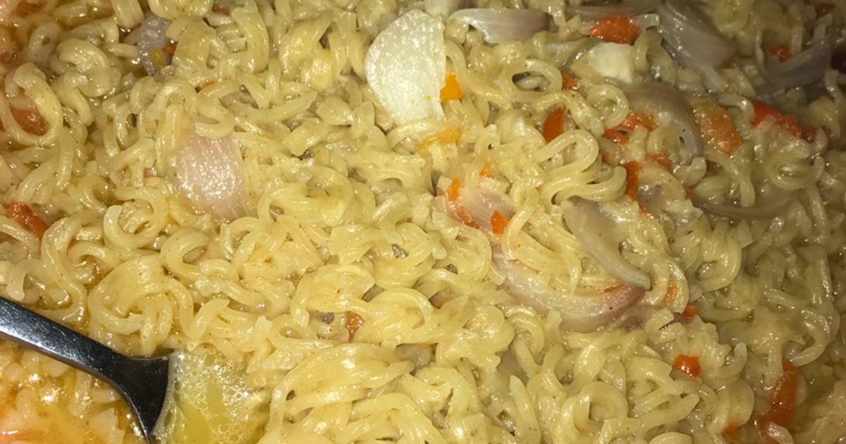 Indomie with onions girki daga Zahrah Sani Cookpad