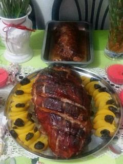 Una foto de Pierna de cerdo agridulce al horno