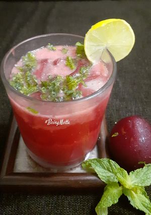 A picture of Plum Mojito.