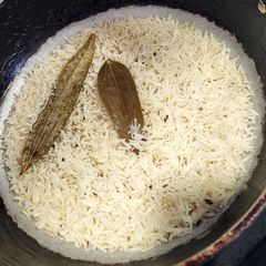 A picture of Pepper rice.