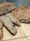 Pane uvetta noci e fichi secchi