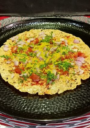 A picture of Masala Papad.