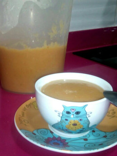 Una foto de Gazpacho de mango