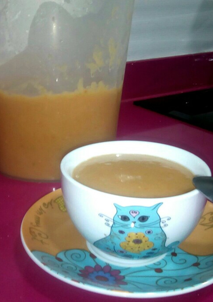 Una foto de Gazpacho de mango