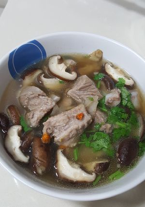 รูปของ กระดูกหมูตุ๋นยาจีน