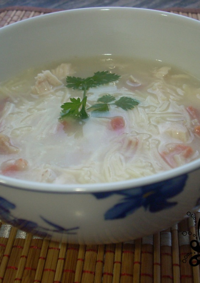 Una foto de Sopa de pollo