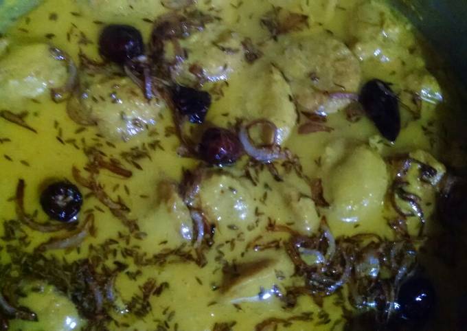 Kadhi pakora (mother in law recipie)