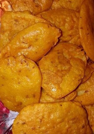 A picture of Aloo pakore.