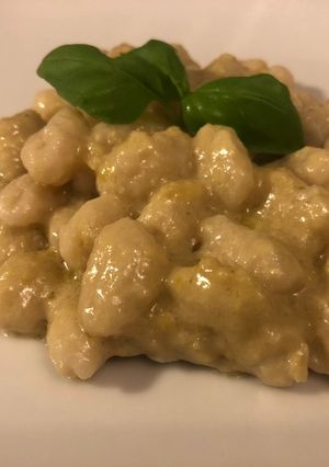 Foto di Malloreddus in salsa di carciofi e noci