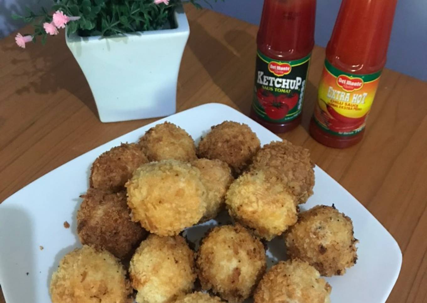 Bola-bola udang keju