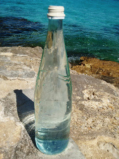 Una foto de Bebida isotónica con Agua de Mar