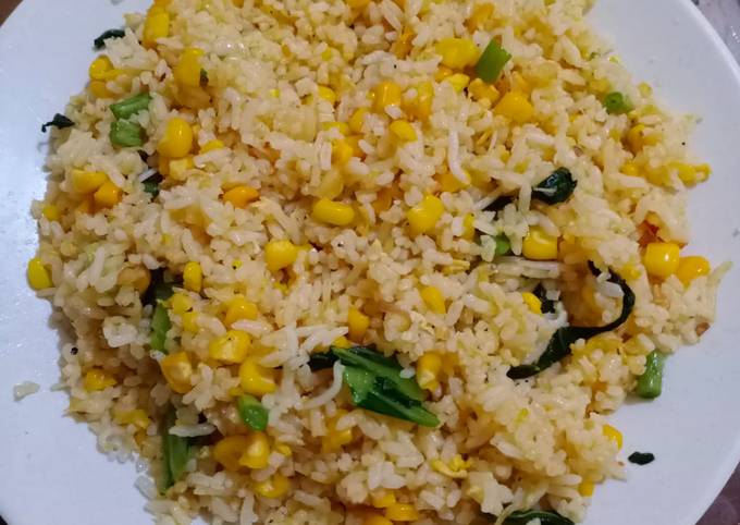 Resep Nasi Goreng Teri Jagung Spesial oleh 🍃Chef Fani 🌷