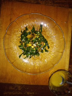 Una foto de Ensalada de espinaca (con tocino) moon