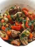 Muslos de pavo con pimiento capia
