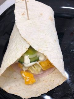 Reggeli tortilla recept fotója