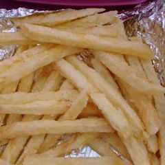 A picture of French fries.