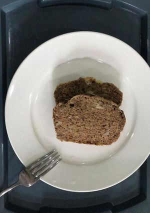 Hình của món Bánh chuối hạnh nhân thuần chay.