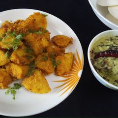 A picture of Masala idli.