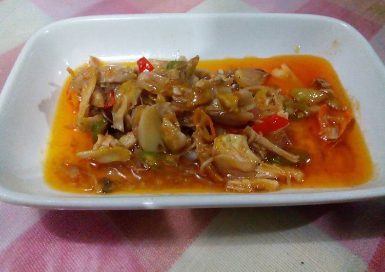 Ayam suwir spicy sweet sauce