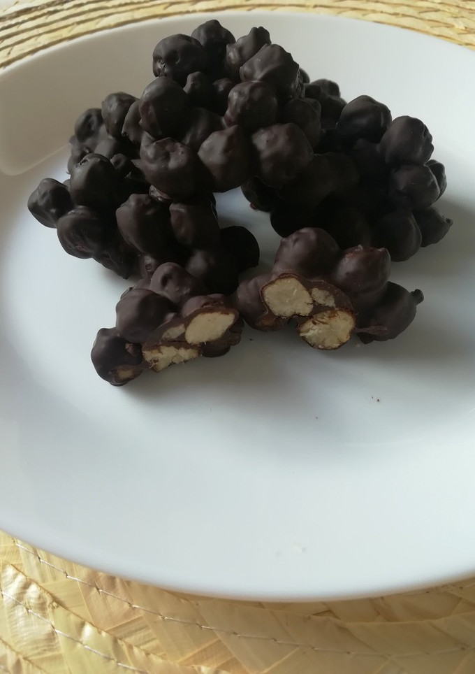 Una foto de Garbanzos con chocolate negro y canela