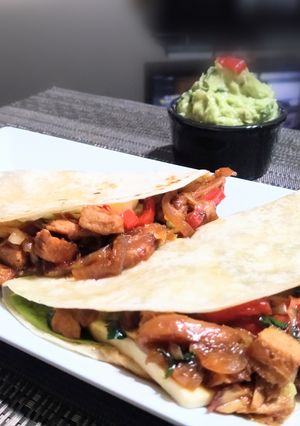 Una foto de Quesadillas de Cerdo y Setas 👍🇵🇪
